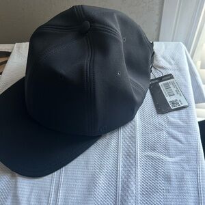 Lululemon NWT hat